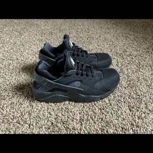 Nike Huarache Women’s Shoes